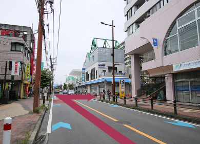 相模大野駅方面からは右折